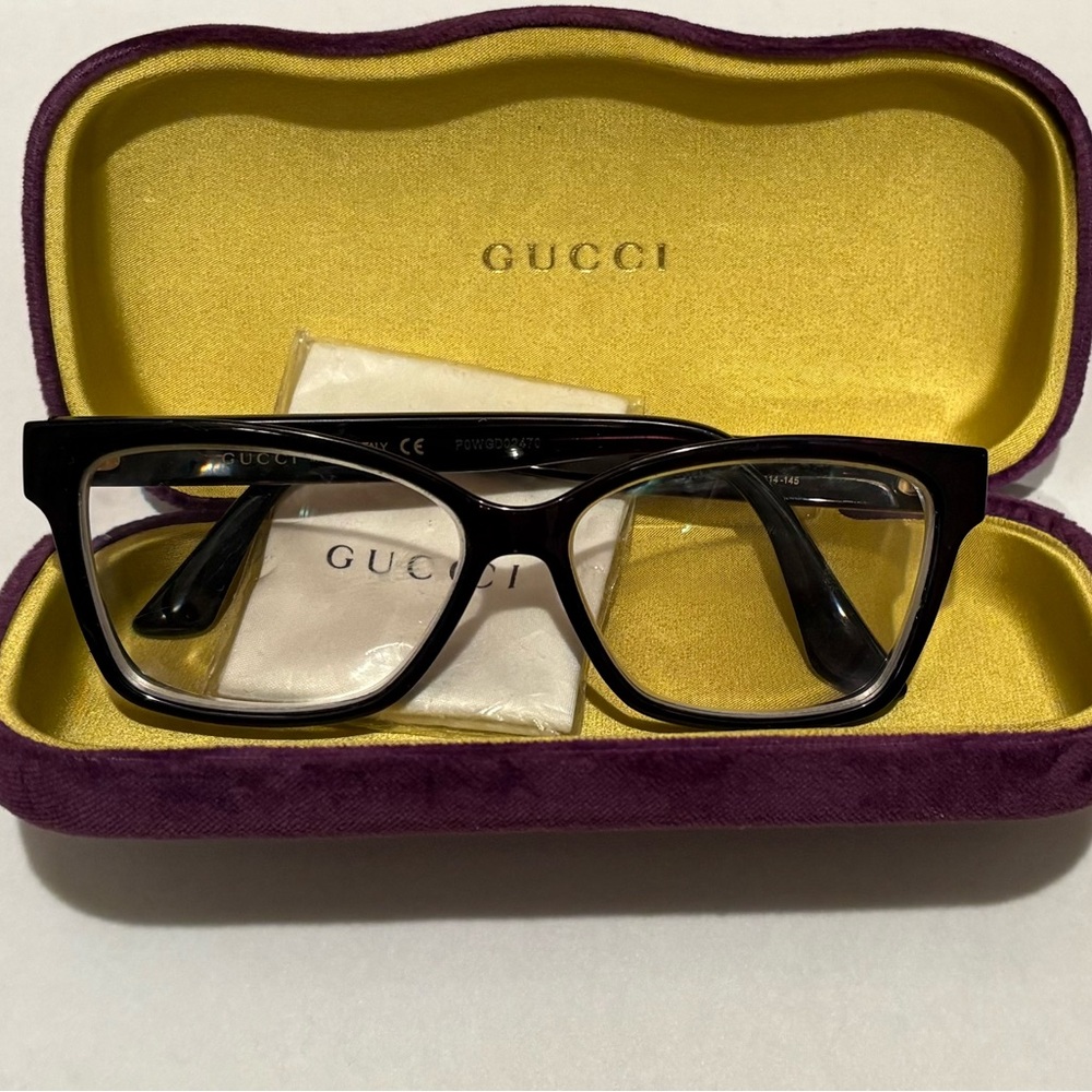 Gucci Women's Black Frame Glasses